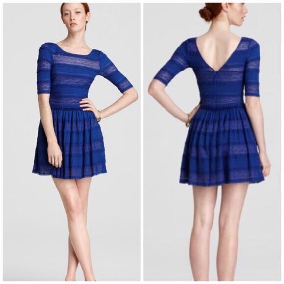 BCBGMaxAzria Women's Blue‎ Loue Ruffle Trim Lace Dress Medium - Picture 1 of 5